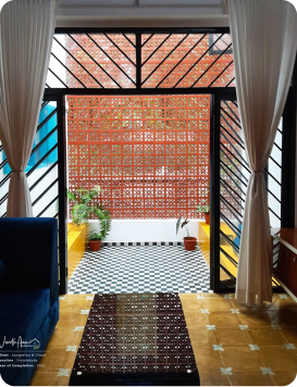 image-of-senior-architect