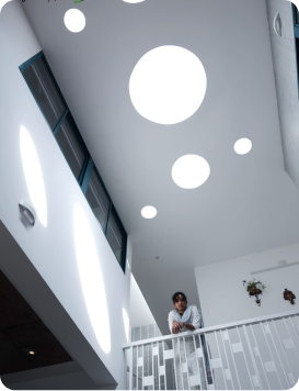 image-of-senior-architect